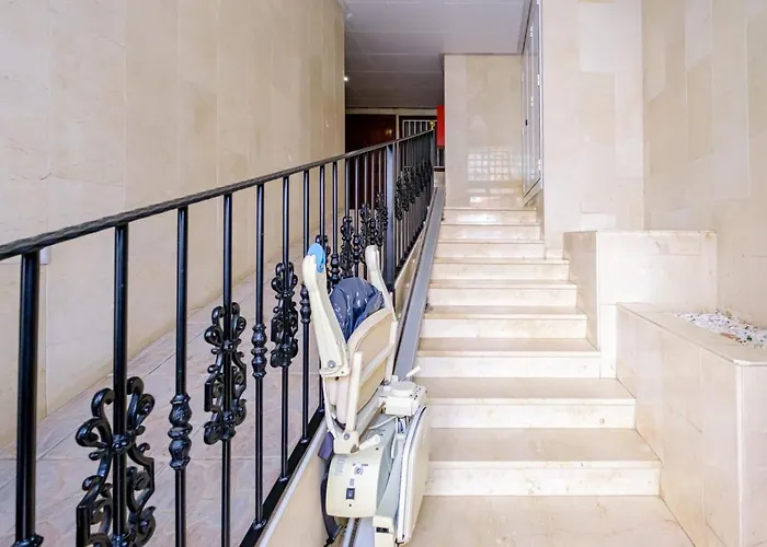 Monserrate Id176 * Torrevieja